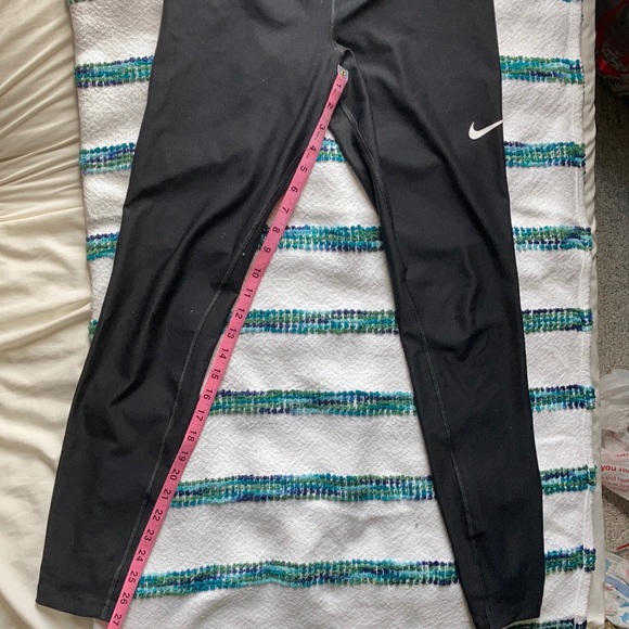 Nike Dri-Fit Leggings - Picture 5 of 6
